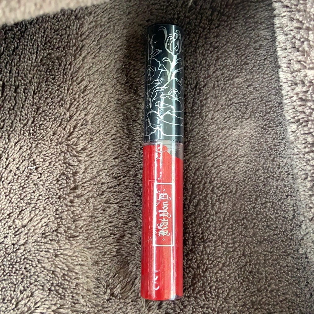 Kat Von D/KVD Beauty Mini Liquid Lipstick in Outlaw